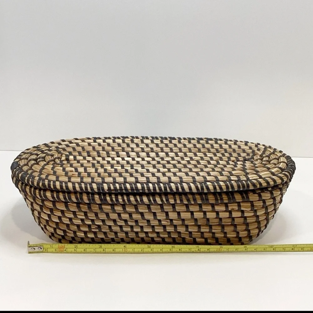 🌺 Boho Woven Sweetgrass Basket with Lid - Picture 7 of 7